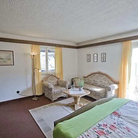 Hotel Zum Hirschhaus 3*