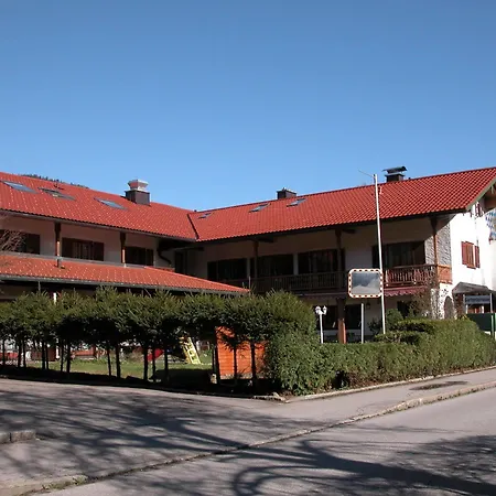 Zum Hirschhaus